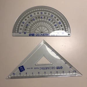 Linjal - Säljer dessa oanvända linjal 10 kr vardera. Frakt 11 