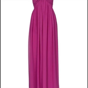 Balklänning storlek S - Storlek S, aldrig använd, 150kr eller bud. Köpare står för frakt