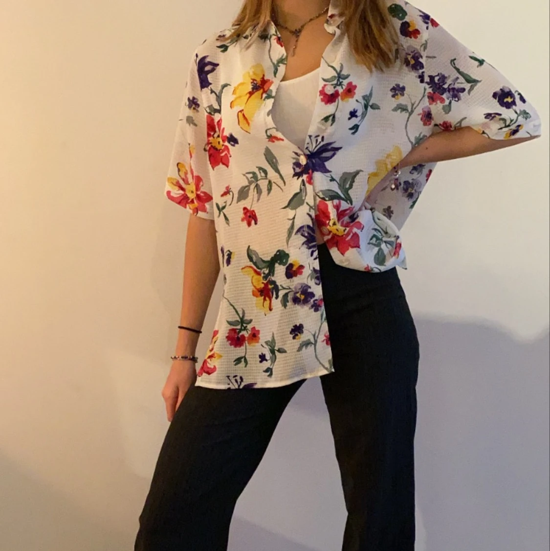 Kortärmad, blommig Skjorta strl 36 - 91