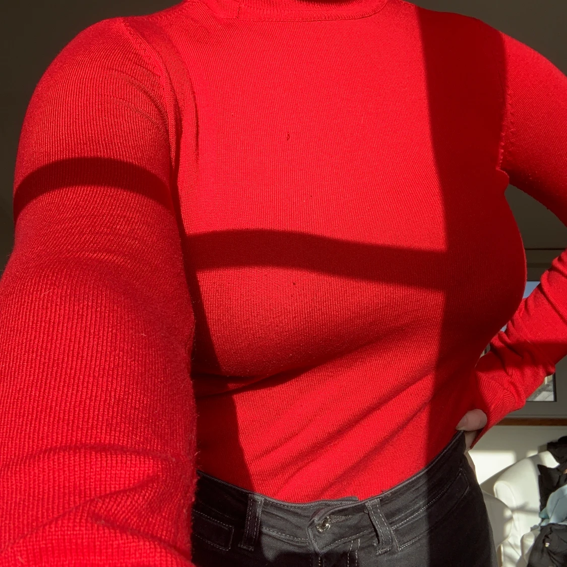 Röd polotröja med pärlor från Chiquelle 