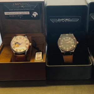 Em porio  - Hel nya klockor med paket och allt, aldrig användt dom. Alla dom är äkta också pris kan diskuteras!!