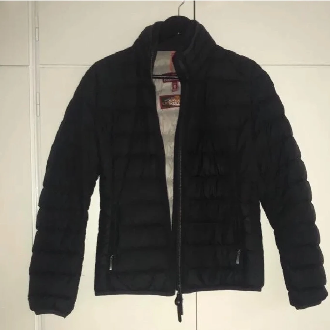 Parajumper Geena Jacka  - 91