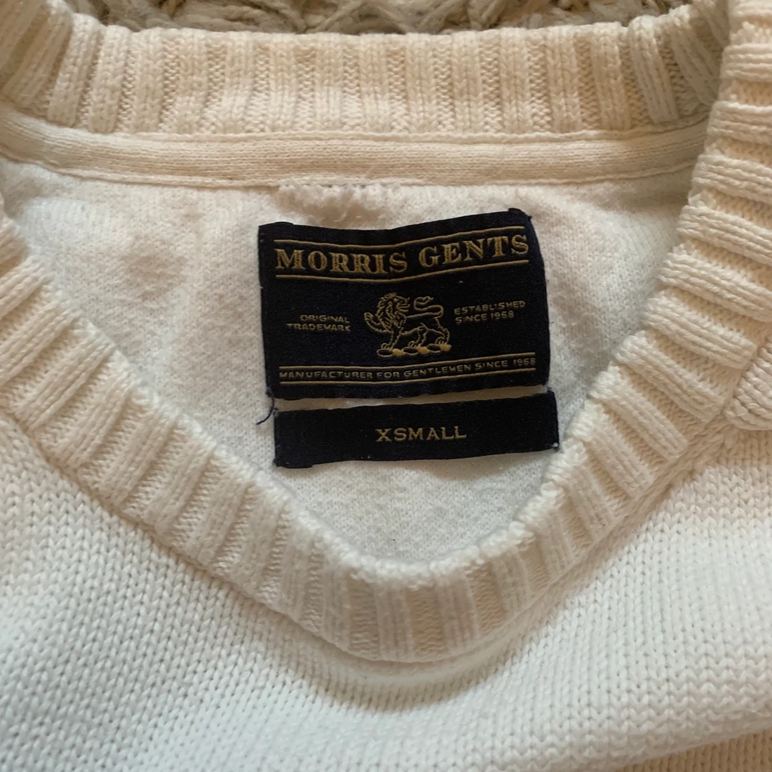 Morris stickadtröja storlek xsmall  - 91