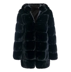 Faux fur jacket  - Säljer min jätte mysiga Dennis maglic faux fur jacket då den aldrig har kommit till användning.   Aldrig använd, storlek M men passar mig som är en storlek S.  Dm för fler bilder! 🥰 Säljer för 990kr.                      Nypris 1599kr 