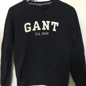 Marinblå Gant tröja