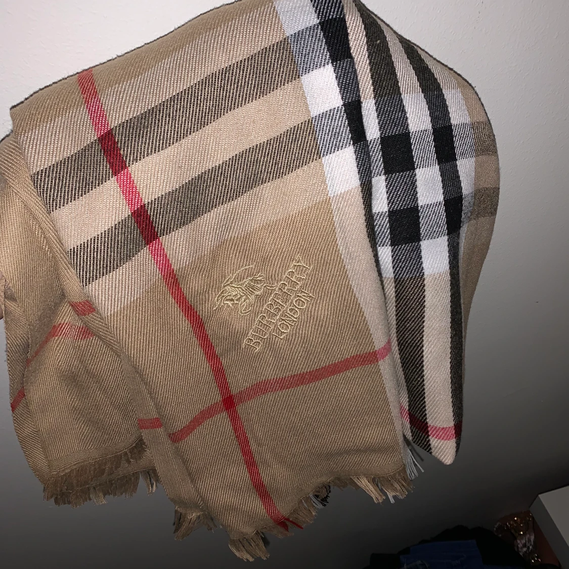 Burberry sjal