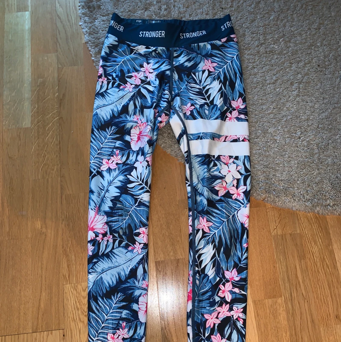 Stronger Fiji Tights - 91