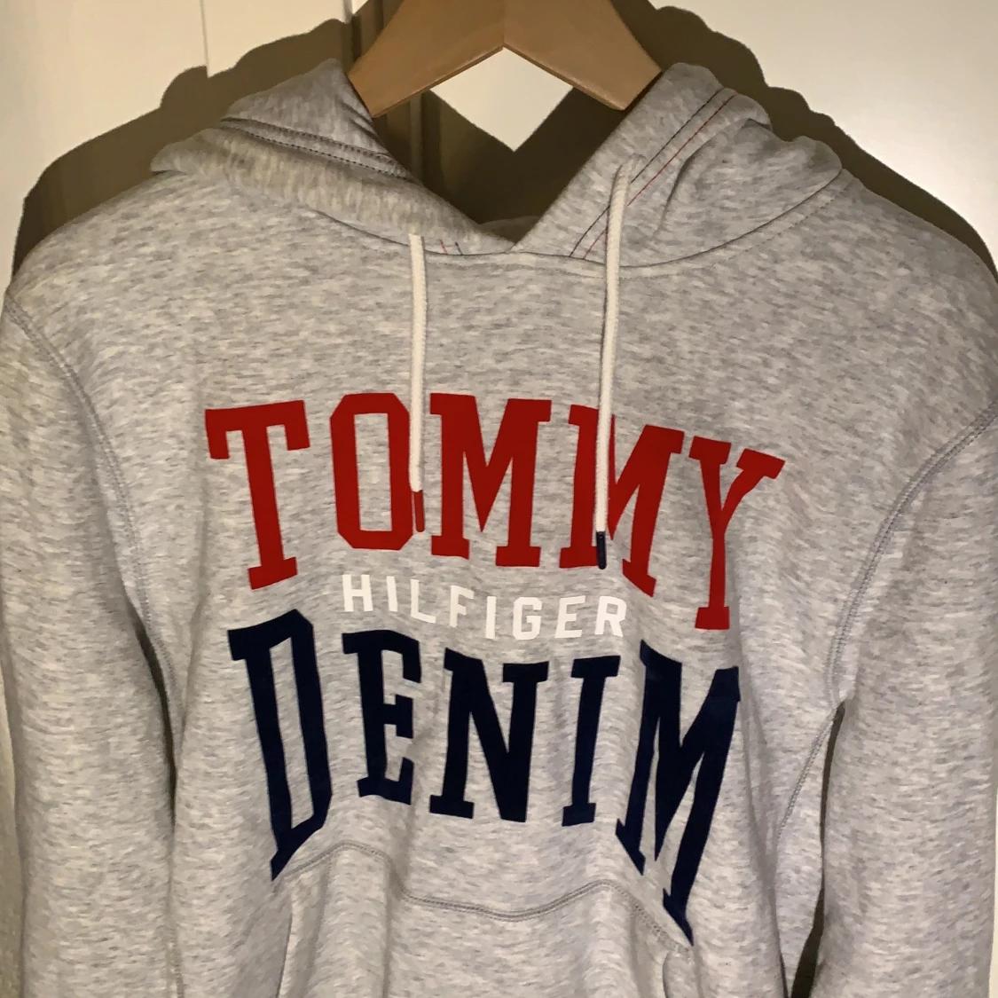 Tommy hilfiger  - 90