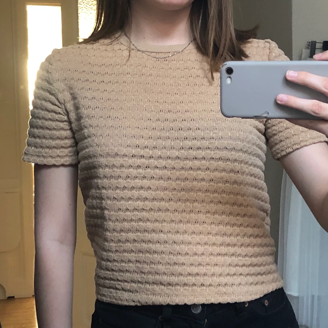 Beige stickad t-shirt från zara