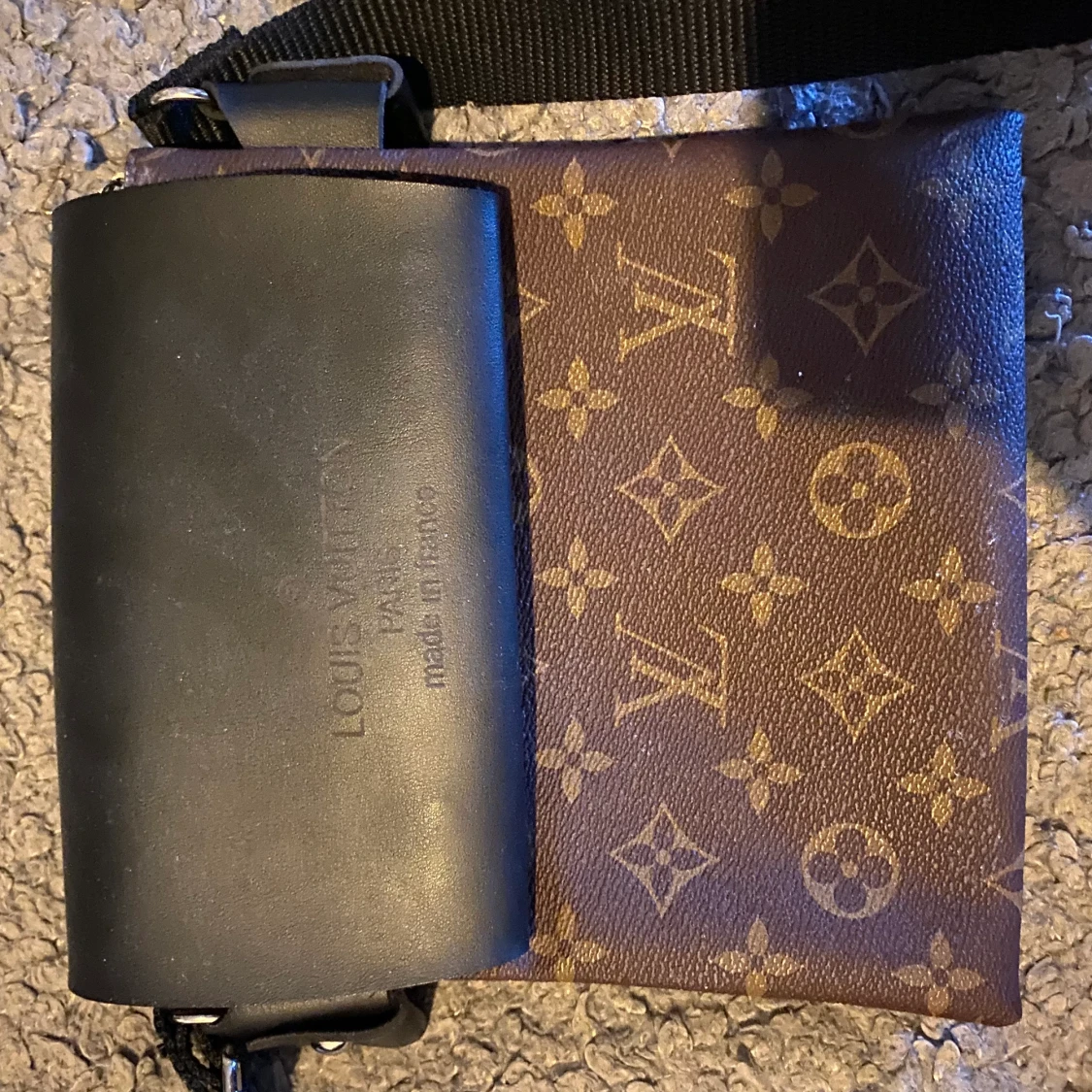 Louise vuitton
