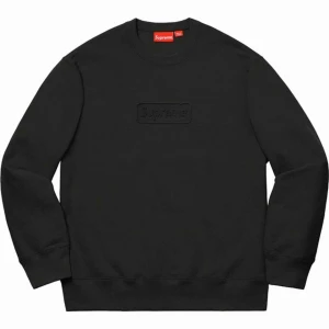  - Säljer supreme boxlogo cutout 100% deadstock (oanvänd) Buda från 2500kr+ Tar trades på den också