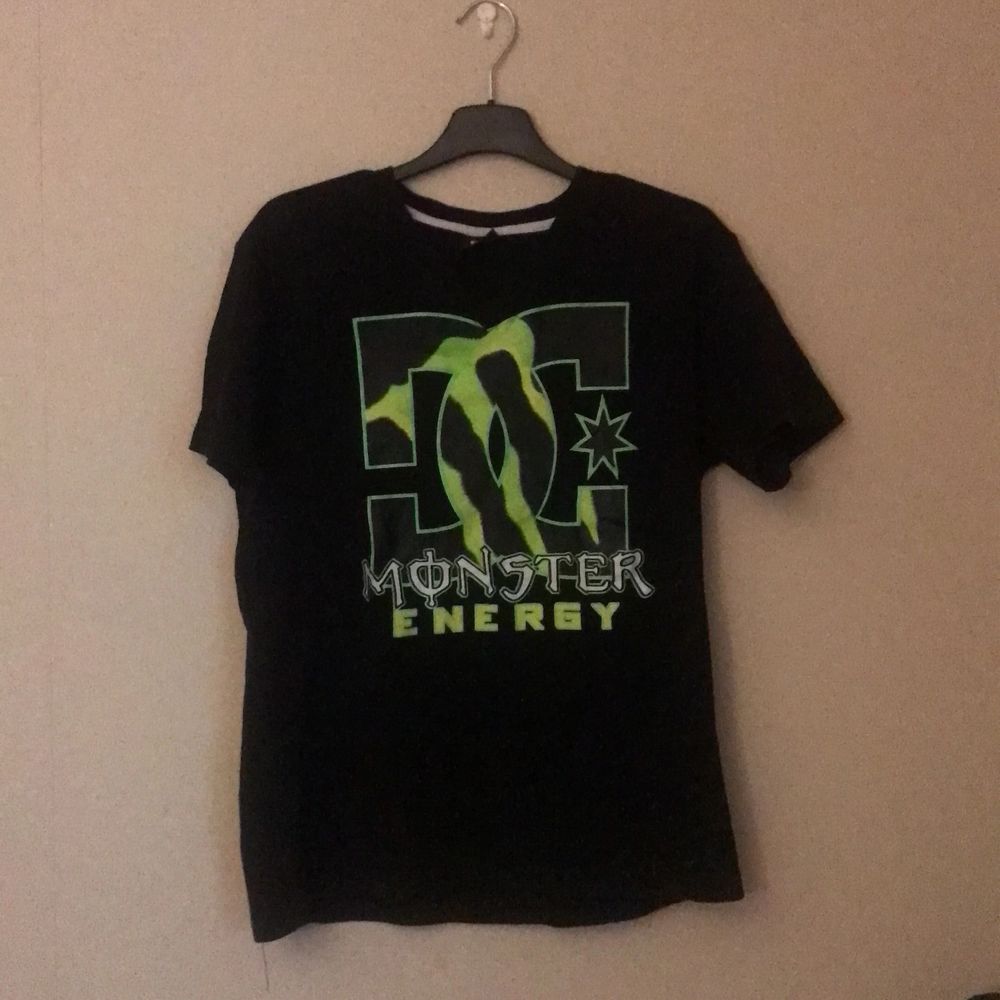 Dc x monster energy t-shirt . T-shirts.