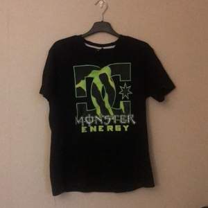 Dc x monster energy t-shirt 