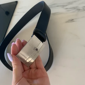 Hugo boss bälte str 80 baxton - Hugo boss bälte str 80, som på bilden. Ny 899kr