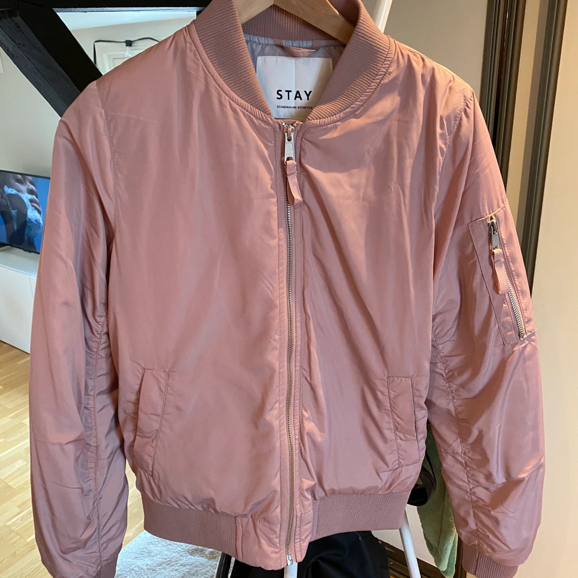 Bomberjacka från Carlings märket STAY 