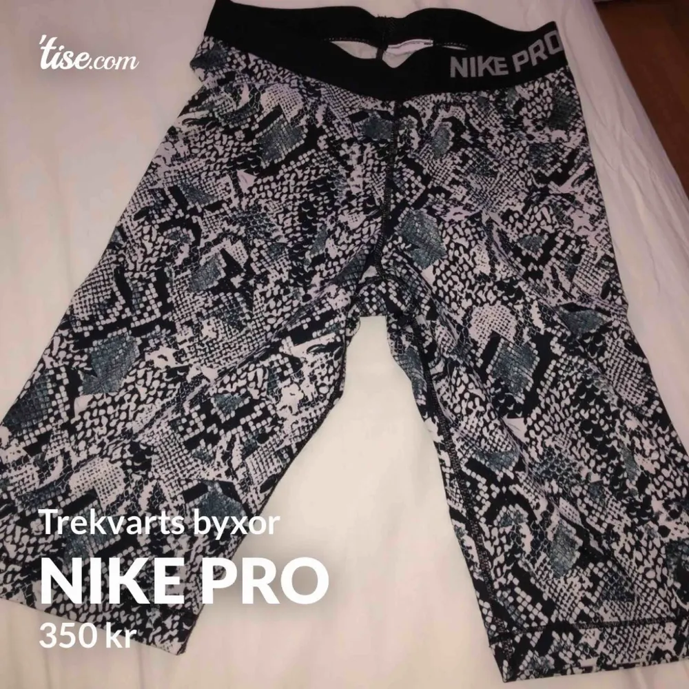 Nikepro Trekvarts träningsbyxor  Bortklippt Lapp men i mycket gott skick. Jeans & Byxor.
