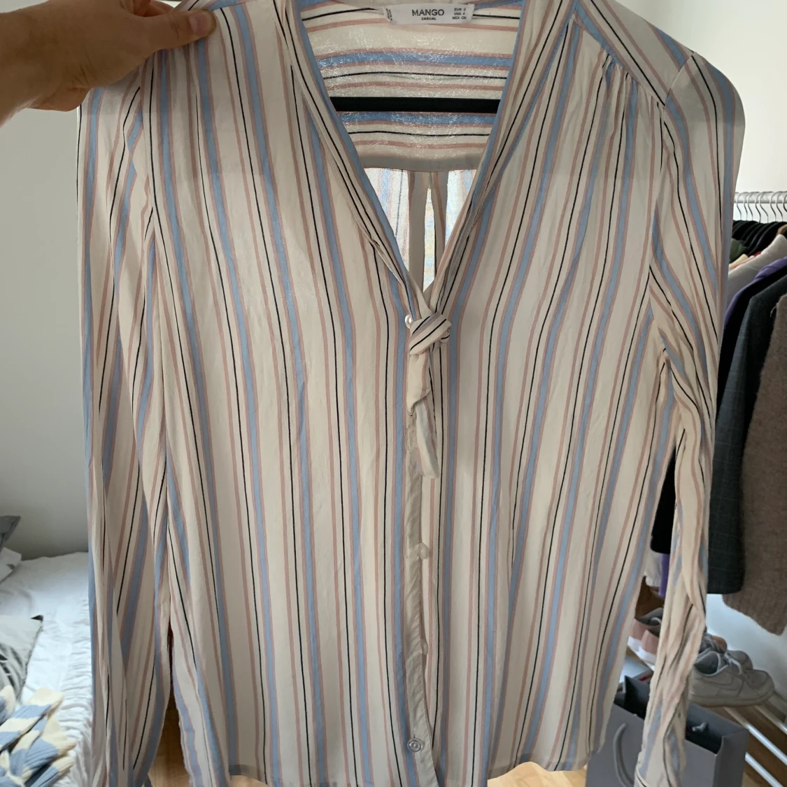 Blus från MANGO - 90