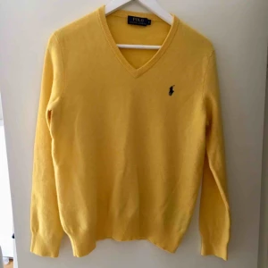  - Ny tröja, av 100% merinoull