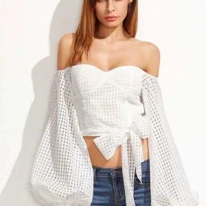 Topp  - Topp i storlek xs-s, använd endast en gång! Kan fraktas 