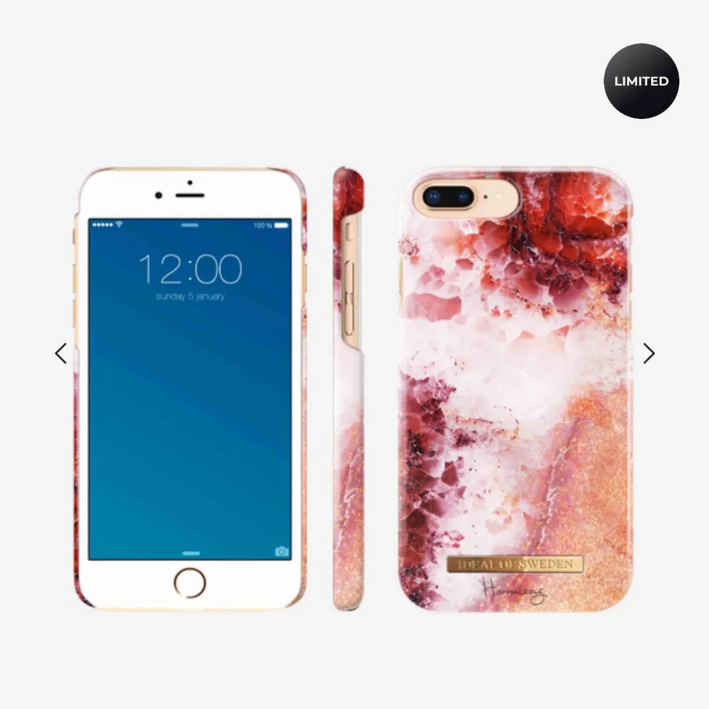 • Helt nytt iDeal of sweden skal från Hanna Licious kollektion.   •Nypris 399kr • Passar iPhone 8/7/6/6s PLUS.  Säljer då jag beställde hem fel skal och ångerrätten gick ut. . Accessoarer.