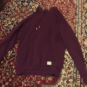  - H&m hoddie från herr. Sååååå skön!!! 