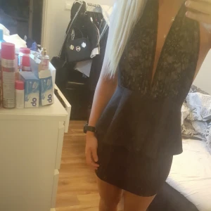  - Från zack   St 10 (M) Öppen rygg 