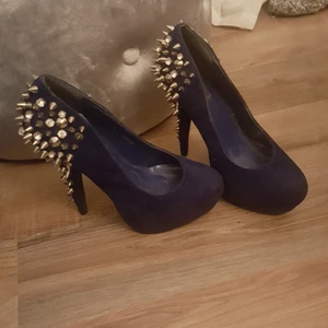  - Från Nelly trend  St 38 men snarare 37 eller en liten 38 