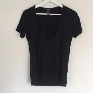 Snygg, svart basic oversize t-shirt från forever21, aldrig använd