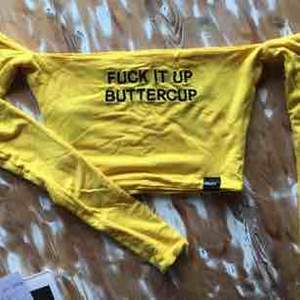 Fuck it up buttercup tröja från o-mighty (äkta och knappt använd). Strl S, frakt ingår 🌸