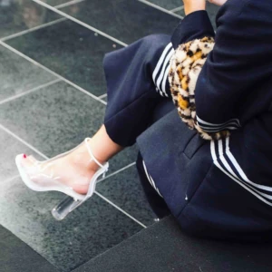  - Oanvända Jennie Ellen skor stl 36 Kan skickas mot att köparen står för frakten. Slutsåld  Pris butik 1380kr