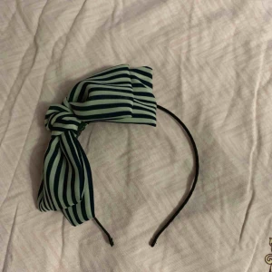  - One size, kan mötas upp vid Odenplan Stockholm, kan skicka via post, 9kr på frakt