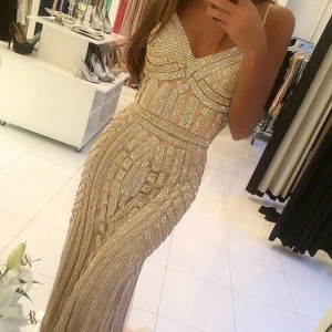  - Jättefin balklänning i fint skick❤️säljer då den var lite för stor för mig