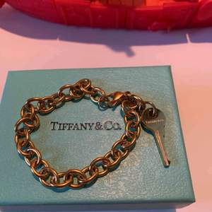 Tiffany armband i guld färg rostfritt stål 