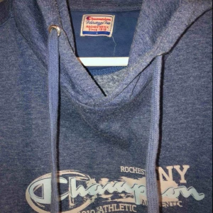  - Snyggare i verkligheten. Från champion. Alla storlekar mellan XS o M