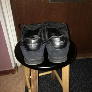  - Köpta på herrsidan på zalando för 2 månader sen, knappt använda och inga fel på dom. Säljer åt min pojkvän. 