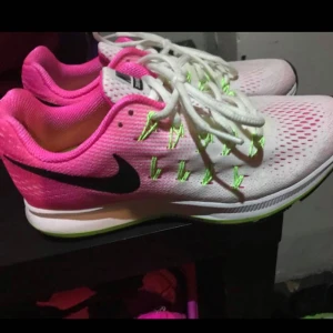  - Stl 38 endast använda inomhus max 3 ggr 