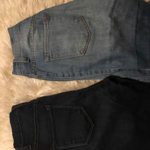 Två highwaisted jeans från fashion Nova i storlek 3. Frakten står jag för. Betalas via swish