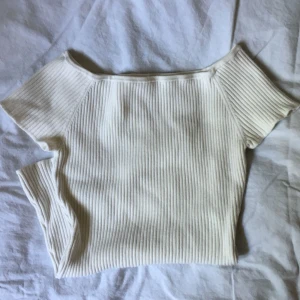  - Fin tight topp,nästan aldrig använd 