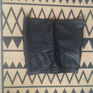Vintage skirt real leather!