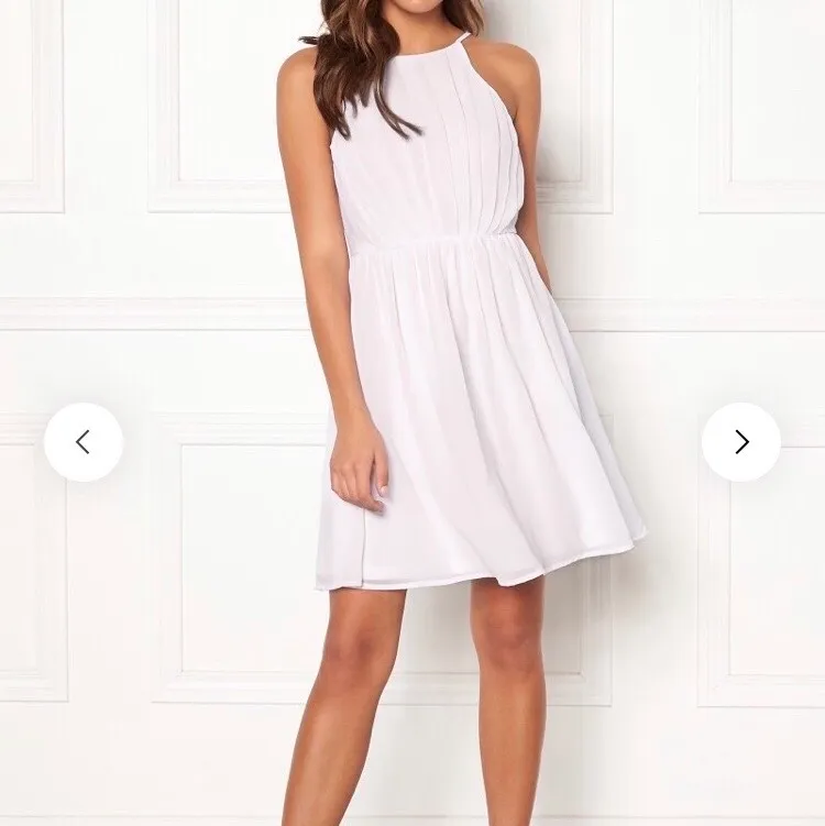 Säljer denna klänning, använd 1 gång superfint skick. . Klänningar.
