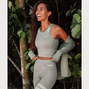 Stronger helt nytt - Xs/s aldrig använt 500kr