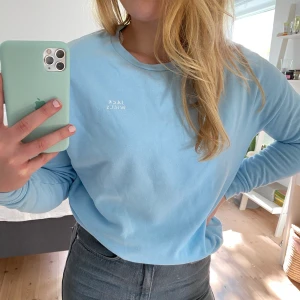 Sweatshirt - Mysigaste sweatshirten från Jack Wills!! Aldrig använd💙 BUD PÅ 370+ frakt!! Budgivningen avslutas imorgon 20/9 kl 19