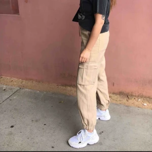  - Cargopants använda en gång! Köparen står för frakt🕊