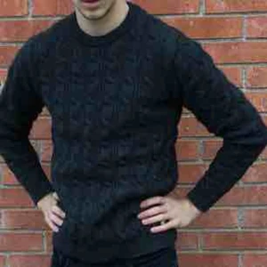  - Stockad tröja köpt på Jack and Jones för ca 700kr. 