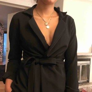  - Super fin oanvänd blazer, kom aldrig därav säljer jag. Stretchig så passar även större storlekar!😄