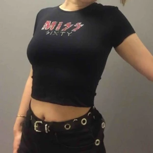  - XS men är stretching också. Tar swish!  Frakten är inräknad i priset. 