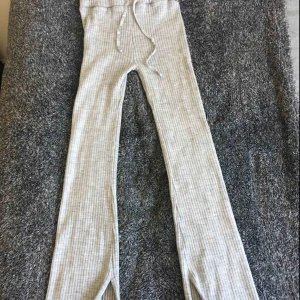  - Aldrig använt, stretch material 