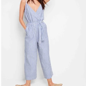  - Byxdress från Lindex i linne, supersnygg byxdress perfekt för sommaren! 