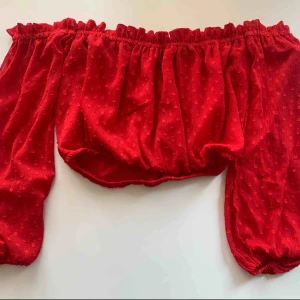  - Topp från Linn Ahlborgs kollektion för NAKD! Frakt tillkommer🌸  