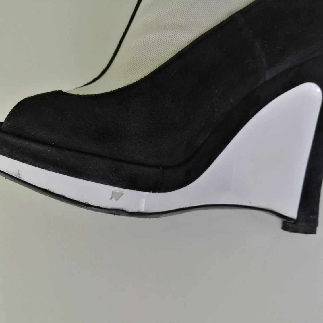 Fendi sandals 38 - 90